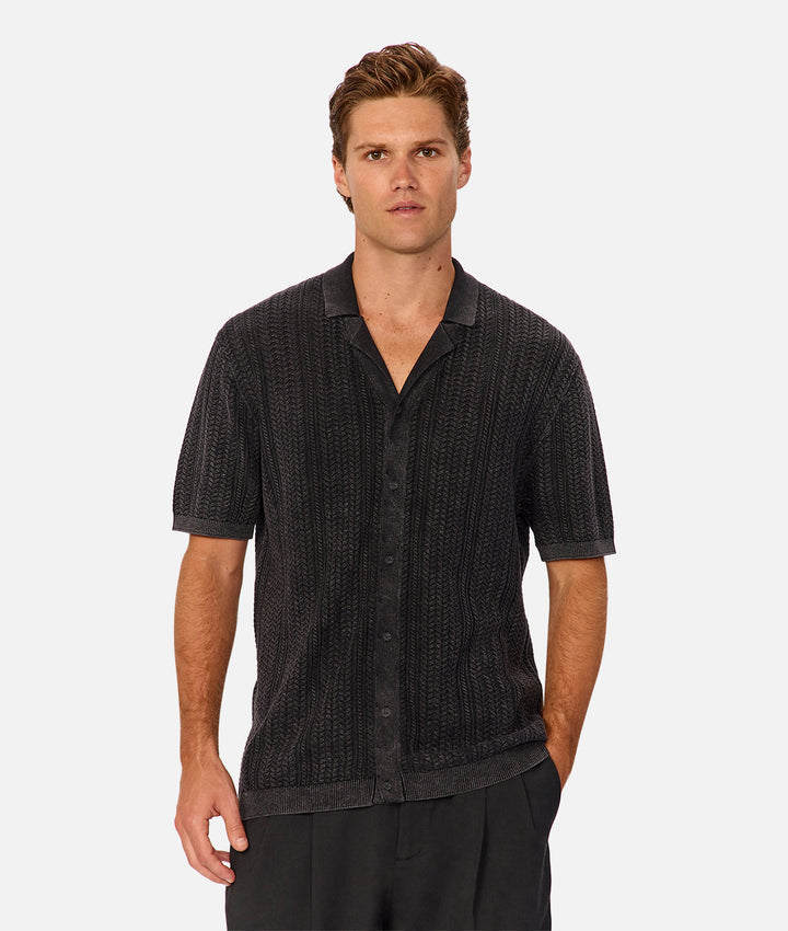 The Washed Alessio S/s Shirt - Washed Black